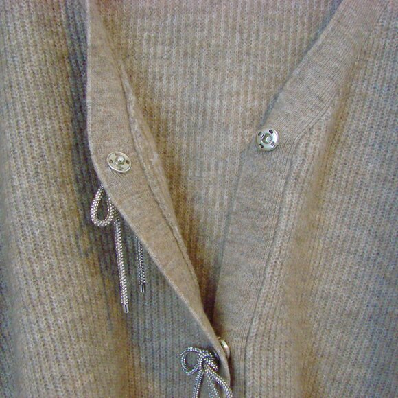 H&M Rhinestone Bow Cardigan Sweater Ribbed Beige Taupe Wool Blend Oversized XL - Picture 12 of 15